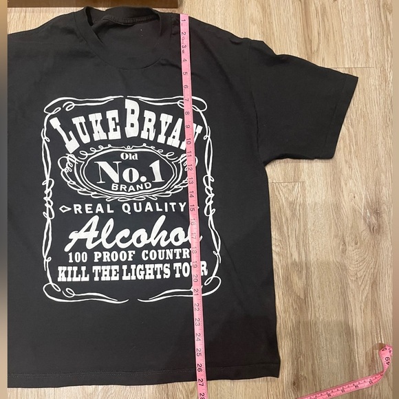 Luke Bryan Kill The Lights Tour TShirt - Picture 5 of 5